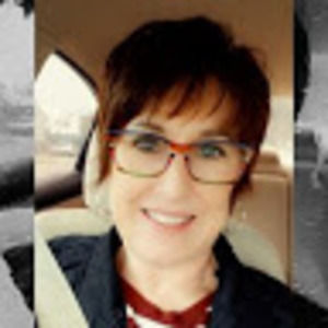 Meet your Posher, Debbie